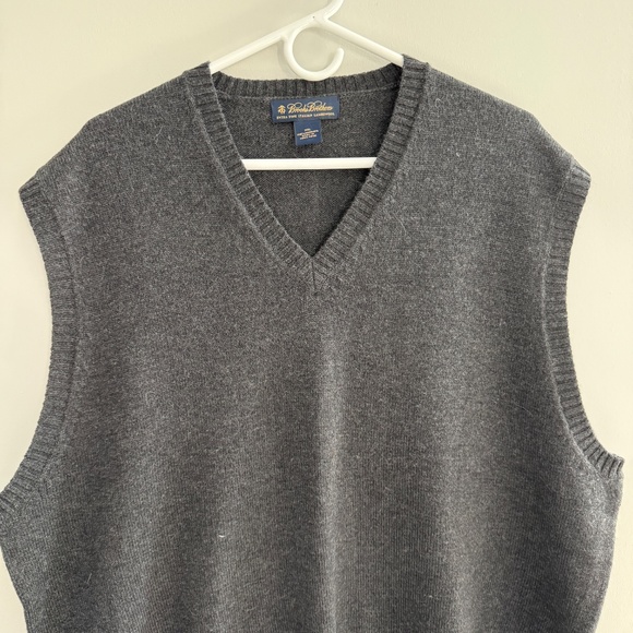 BROOKS BROTHERS SWEATER VEST 100% LAMBSWOOL PULL ON V NECK ACADEMIA GRAY XXL - Picture 3 of 11